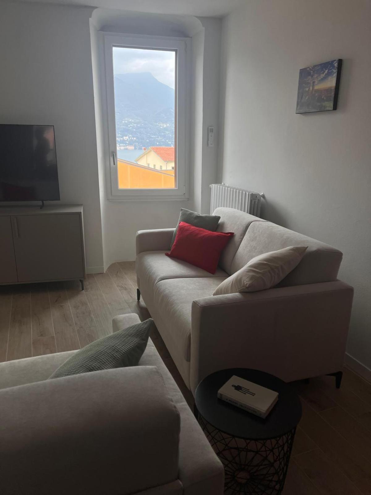 La Finestra Sul Garda Dreaming Holidays San Felice del Benaco