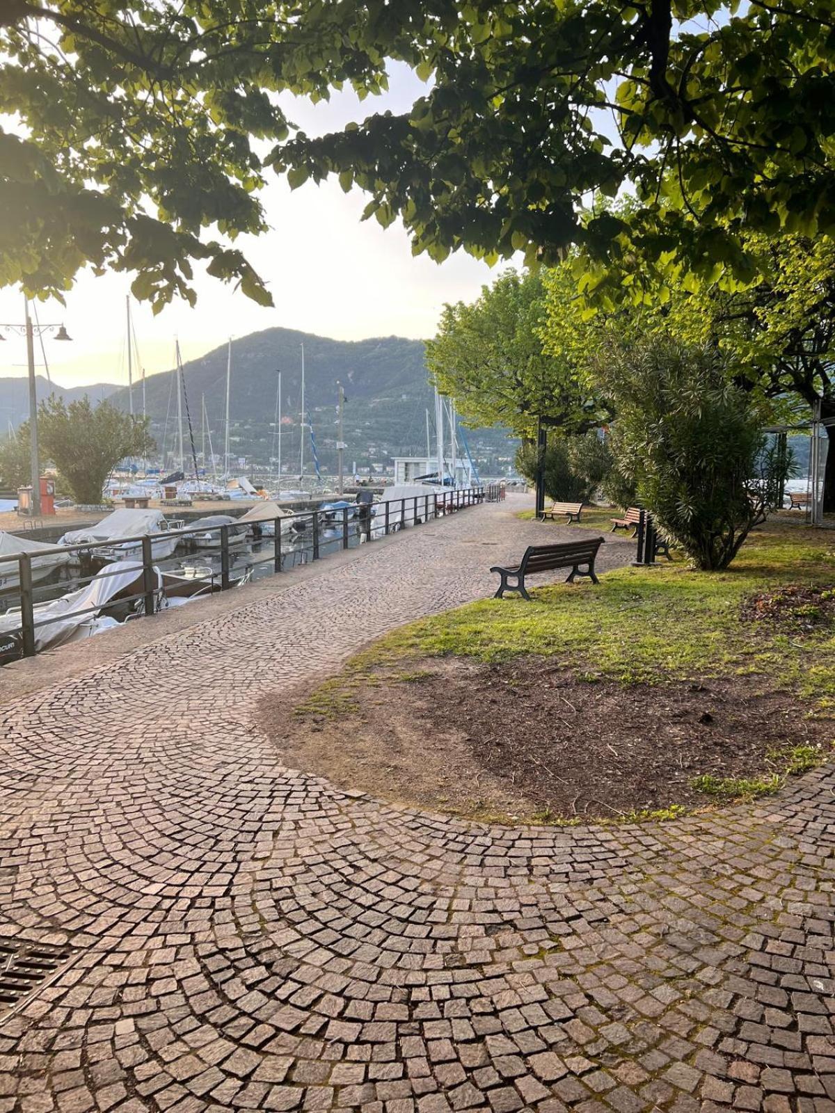 La Finestra Sul Garda Dreaming Holidays * San Felice del Benaco