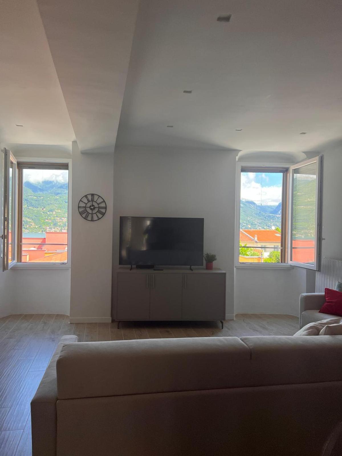 La Finestra Sul Garda Dreaming Holidays Apartment *