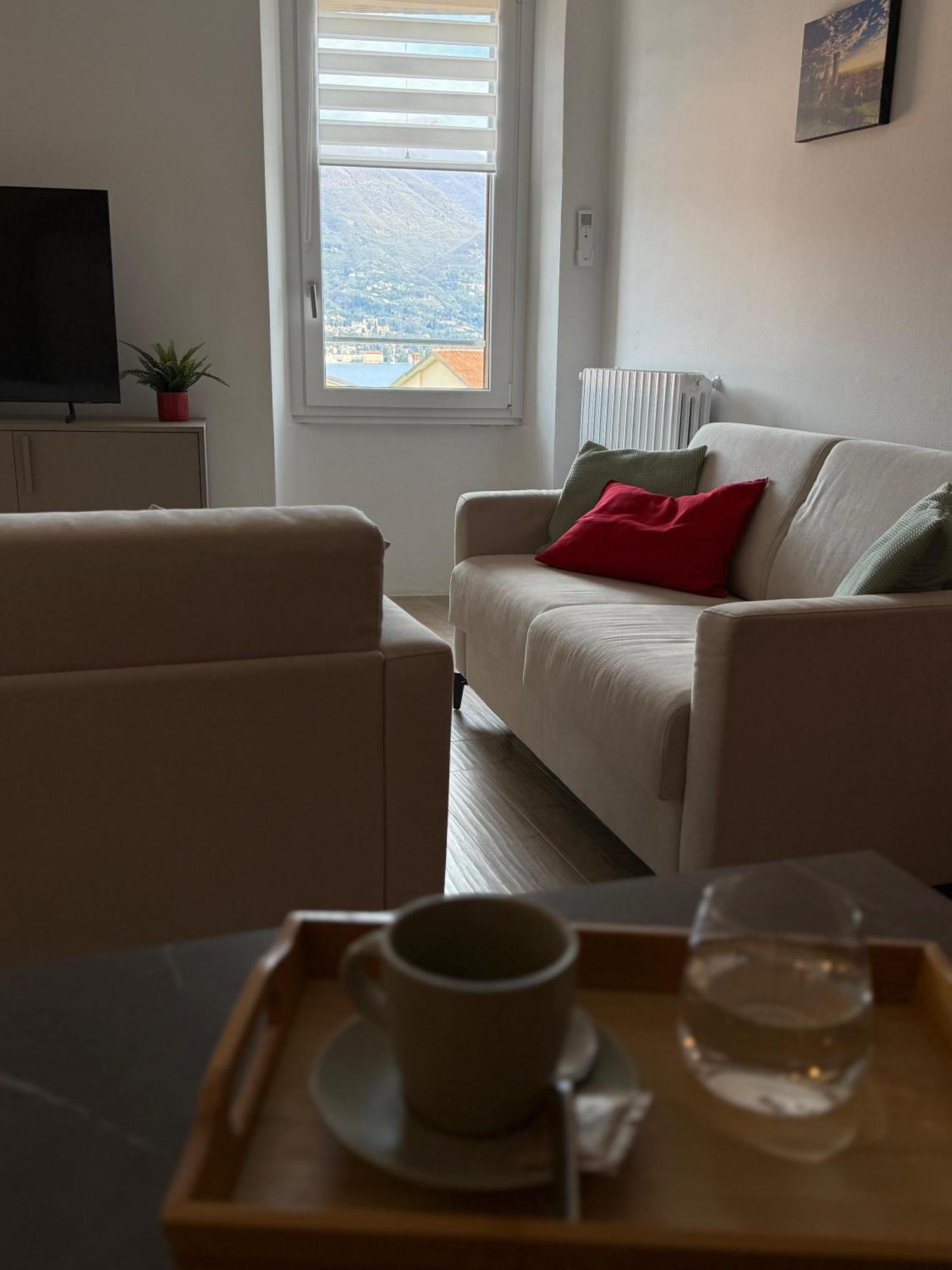 La Finestra Sul Garda Dreaming Holidays San Felice del Benaco